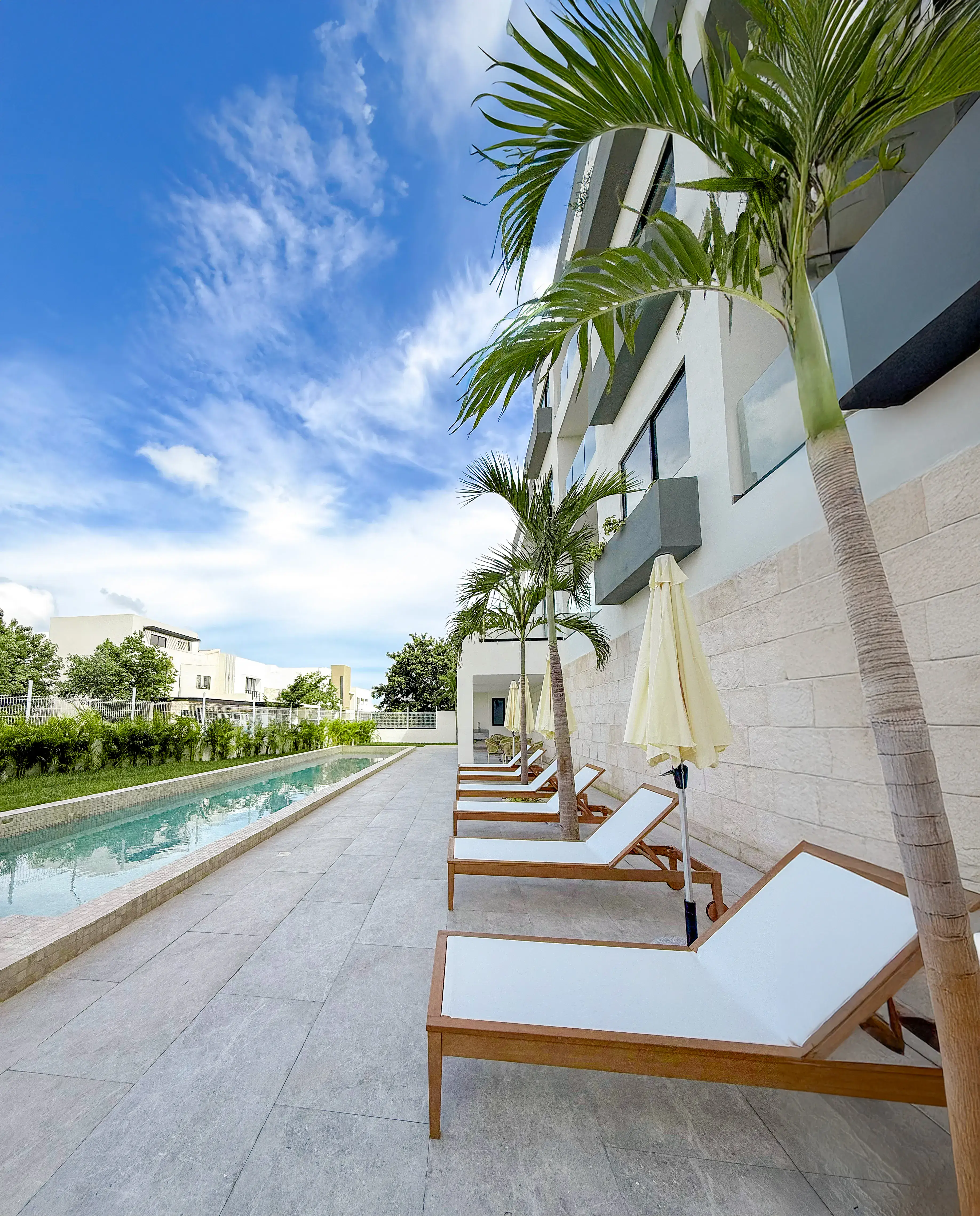 Sun loungers and relaxation area